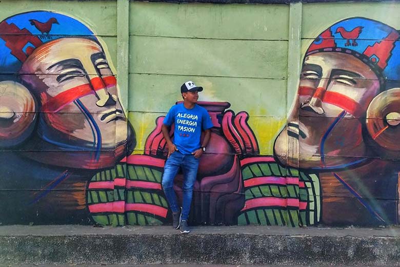 Puro Latino fresque tee shirt bleu